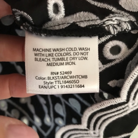 Time & Tru Off or On Shoulder Embroidered … - Picture 5 of 7